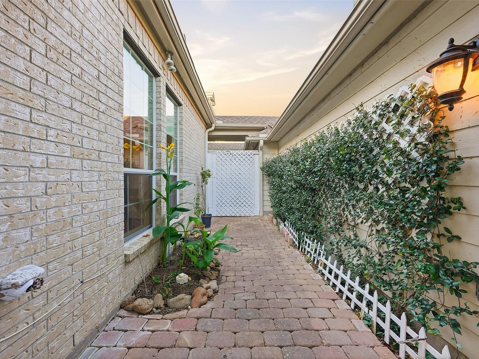 2838 Misty Heath Ln Houston, TX 77082 - Thumbnail 5