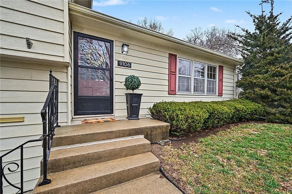 9106 W 97th St Overland Park, KS 66212 - Thumbnail 5