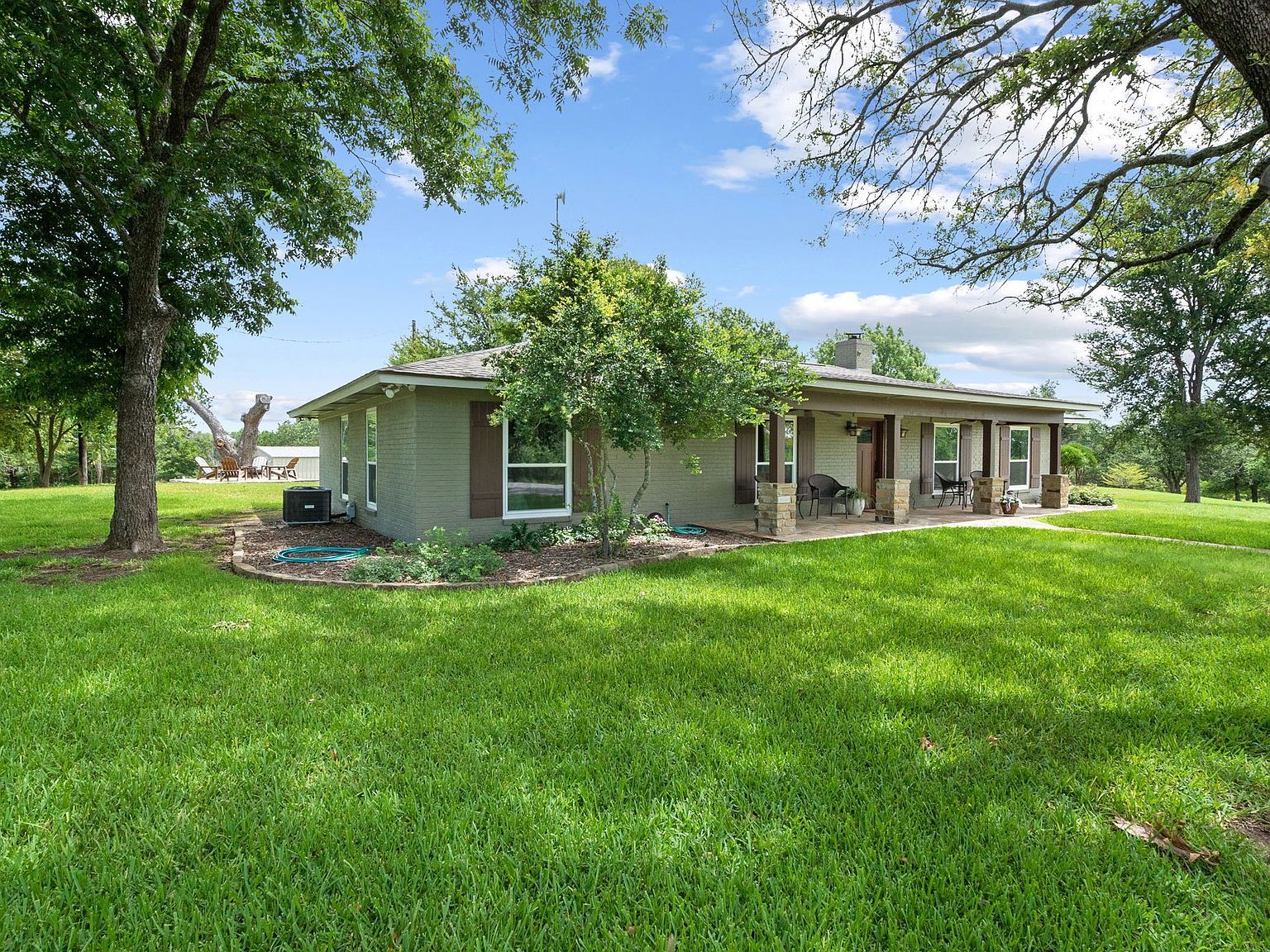 250 Lakeview Ct Weatherford, TX 76088 - Thumbnail 5