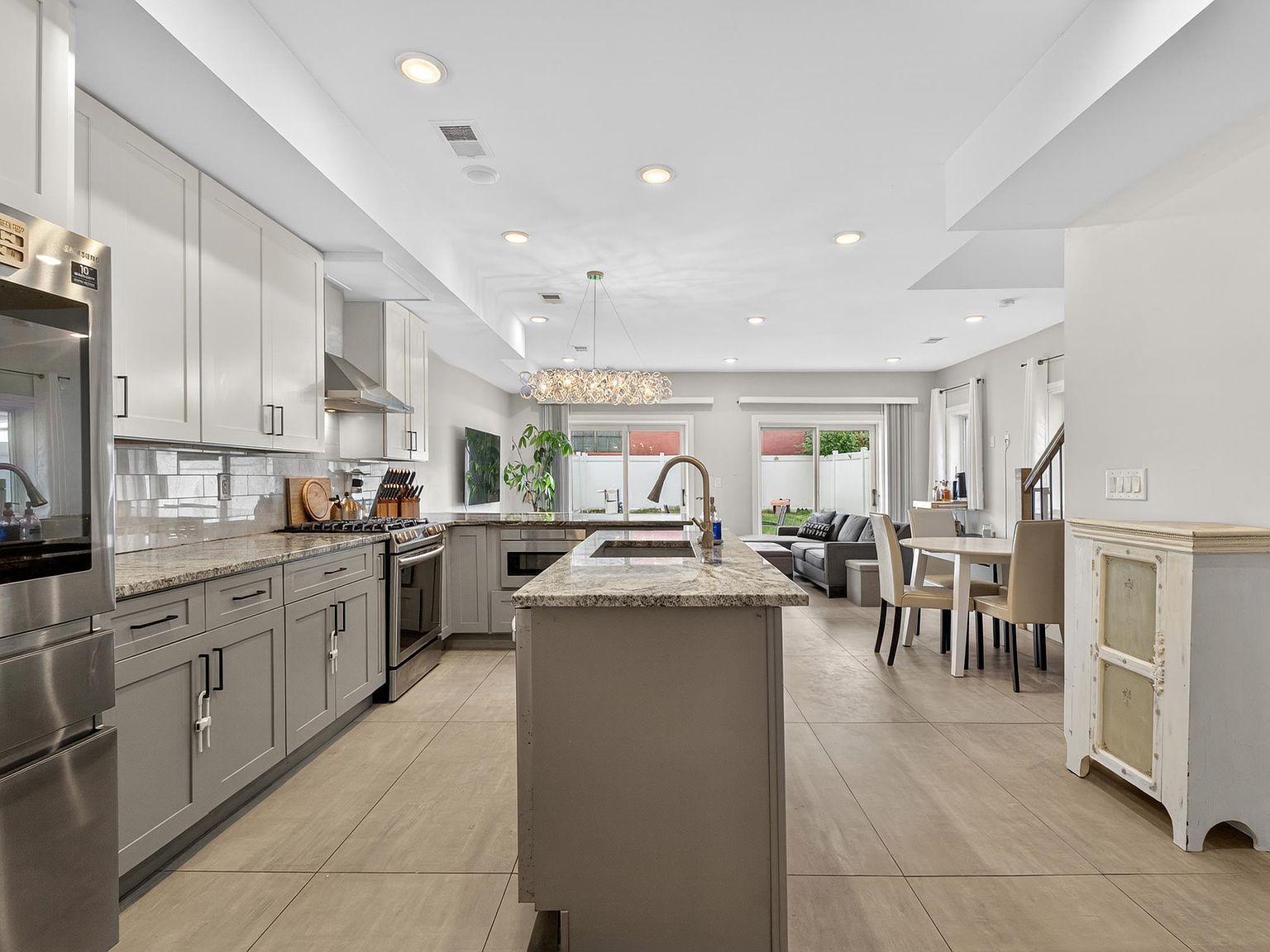 1175 Summit Ave #2 Jersey City, NJ 07307 - Thumbnail 5