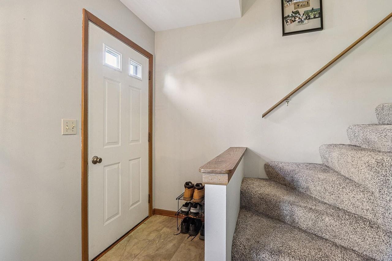 400 S Highland St #A Wales, WI 53183 - Thumbnail 5