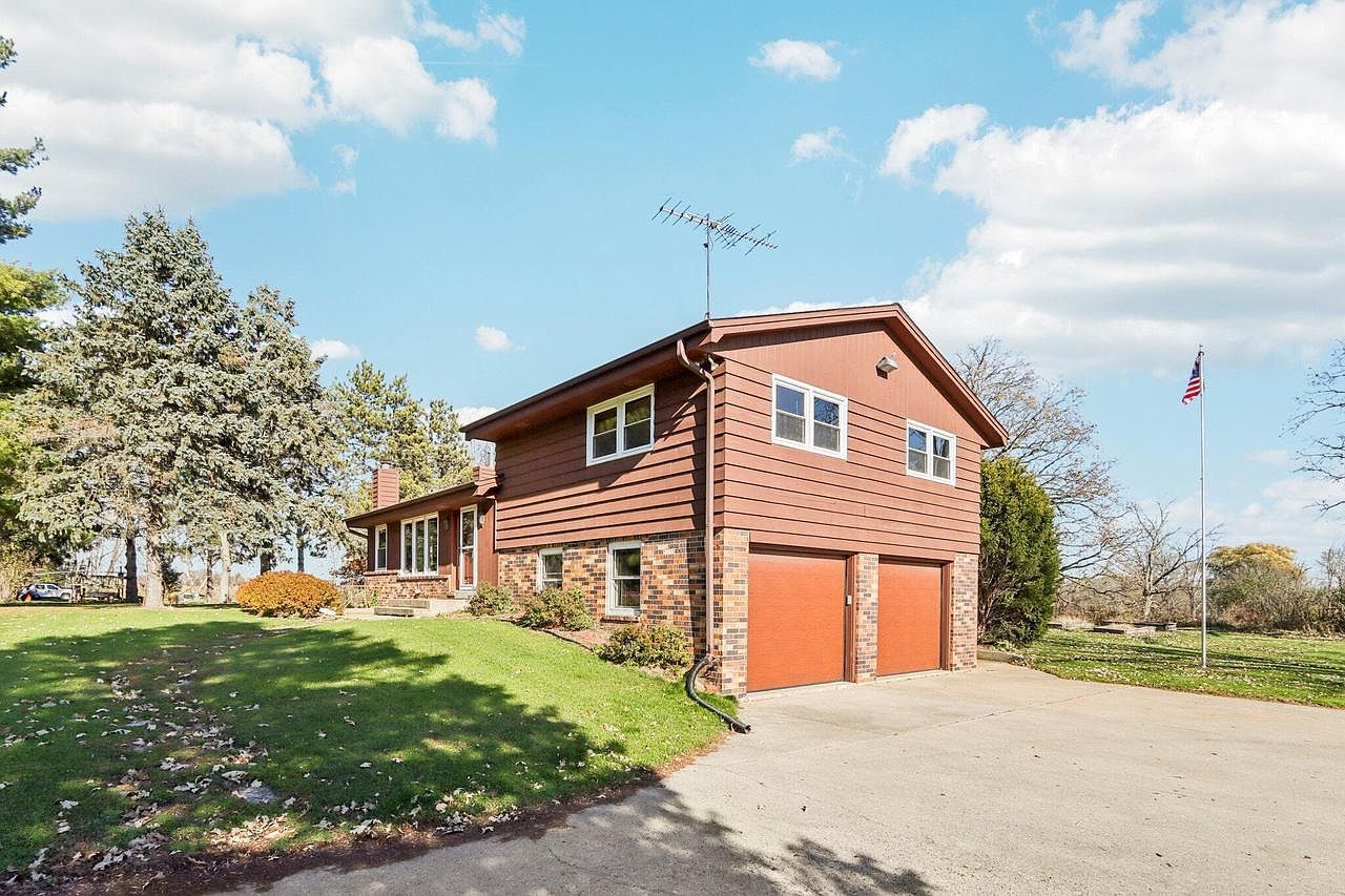 W398N8740 Amber Ln Ixonia, WI 53036 - Thumbnail 5