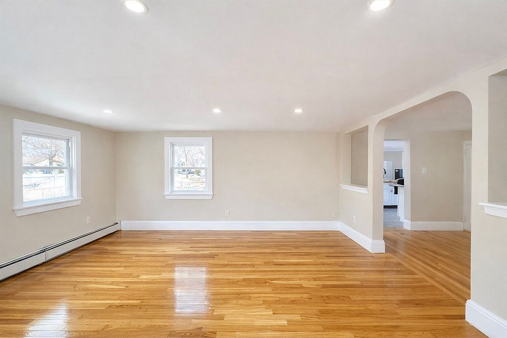 28 Newton Ct Weymouth, MA 02191 - Thumbnail 5