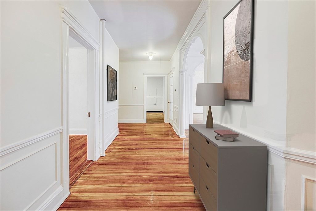 9 Clinton Path #1 Brookline, MA 02445 - Thumbnail 5