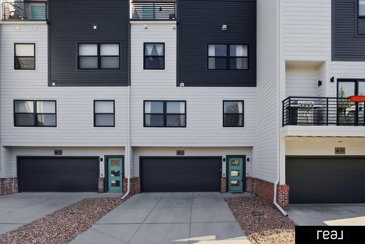 3117 Mayberry Plz Omaha, NE 68105 - Thumbnail 5