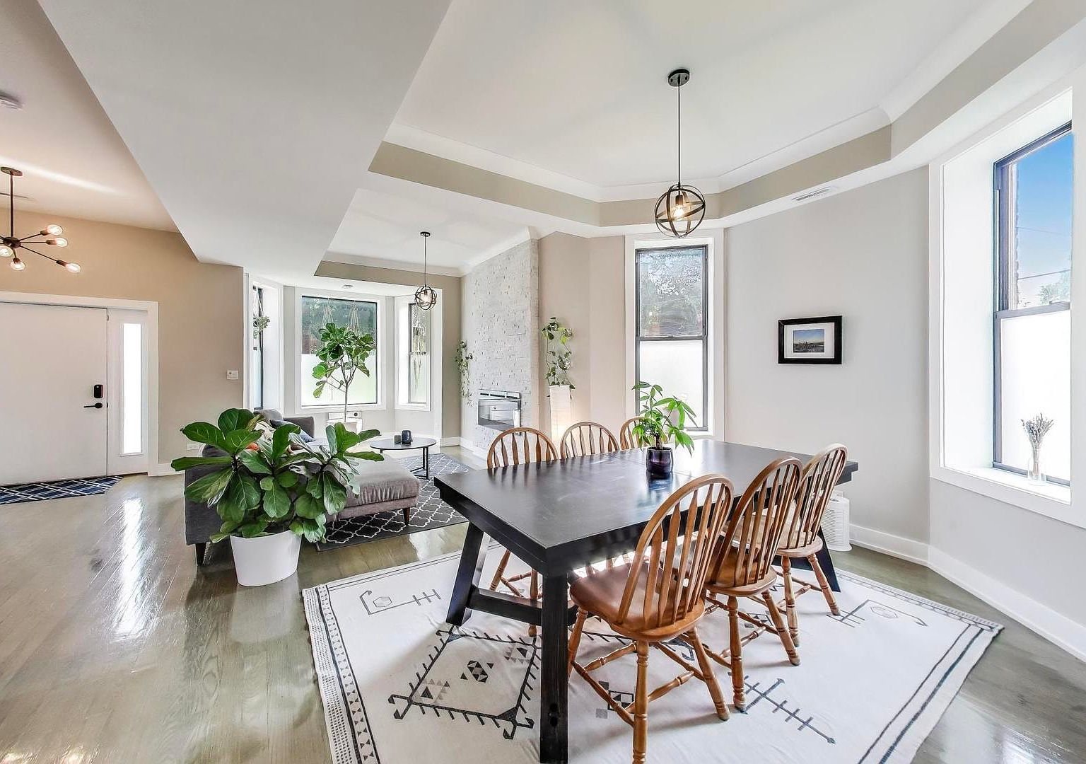 2742 W Polk St Chicago, IL 60612 - Thumbnail 5