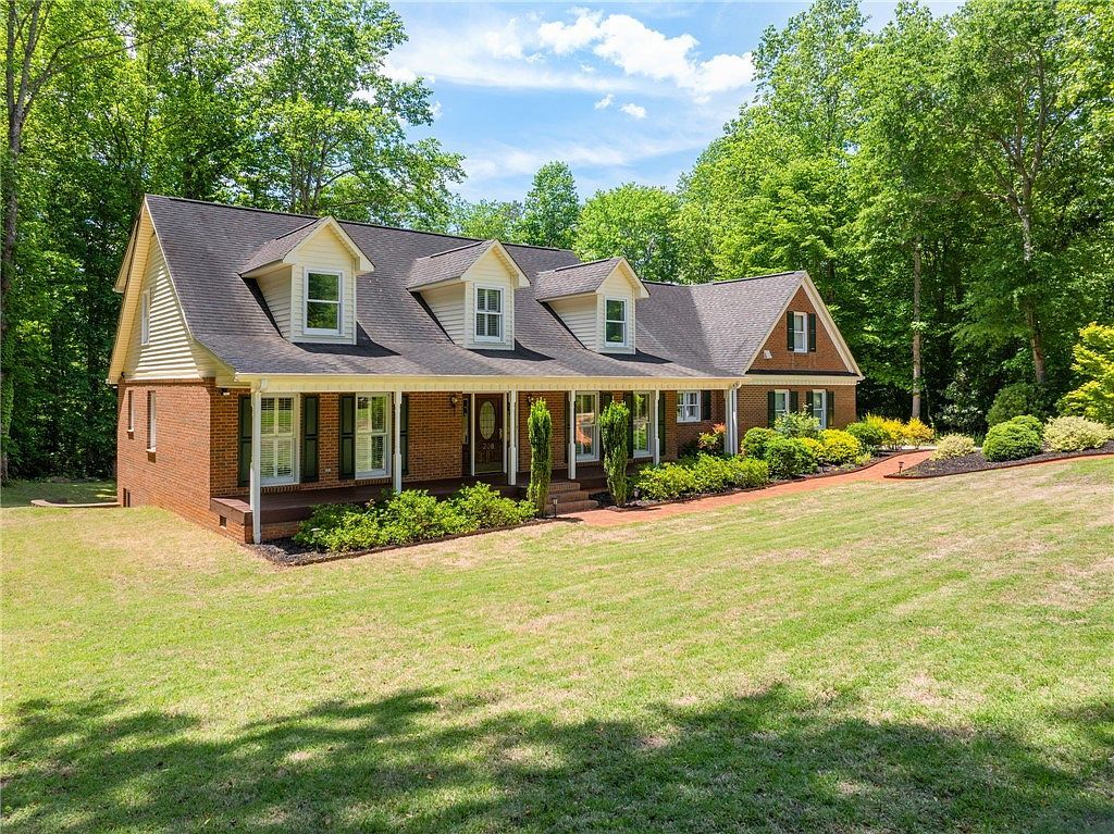 208 Cedar Dale Dr Central, SC 29630 - Thumbnail 5