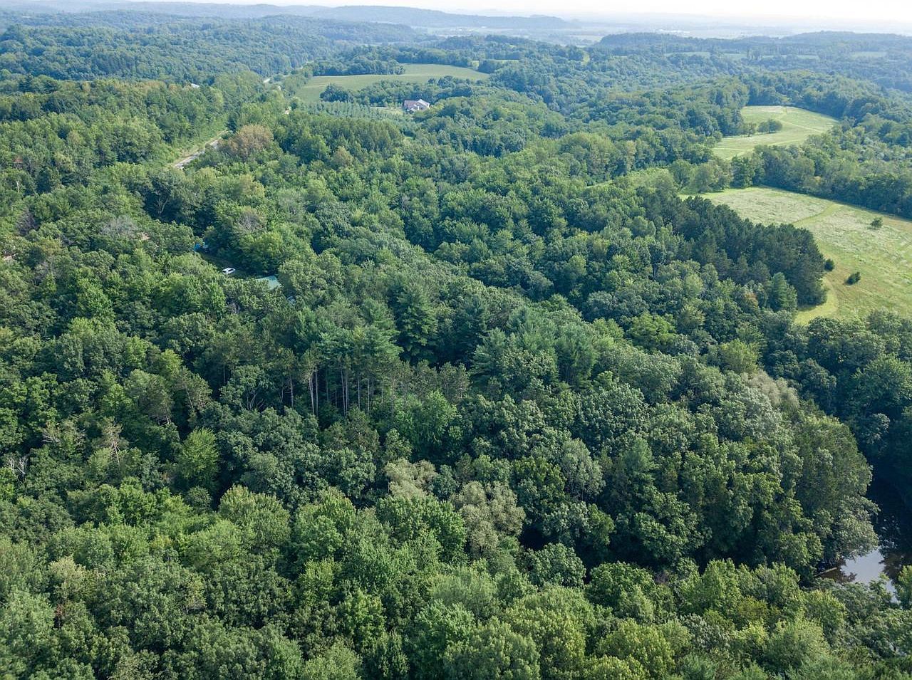 W8601 Hwy 82 Elroy, WI 53929 - Thumbnail 5