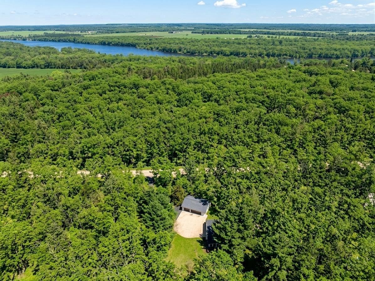 W2951 49th St Mauston, WI 53948 - Thumbnail 5