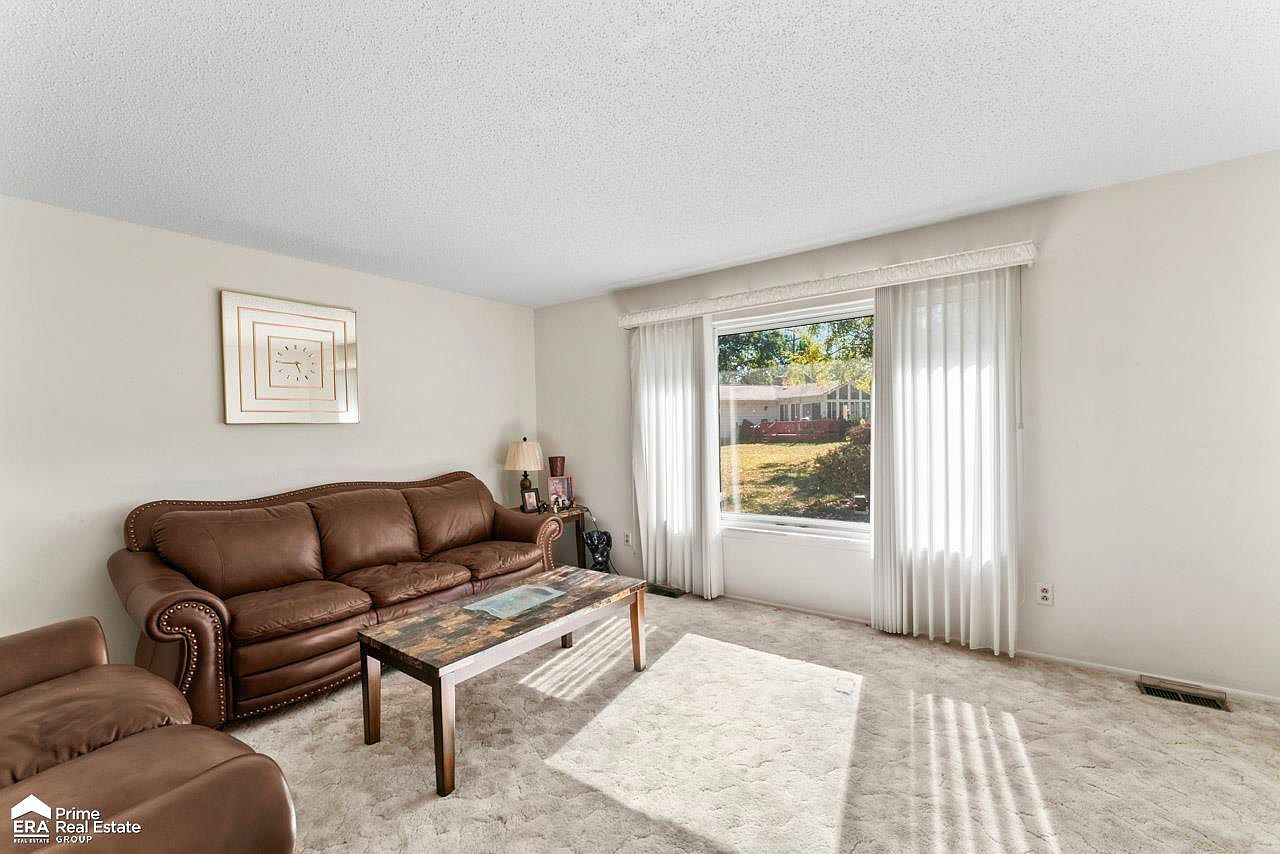 1203 Pickwick Pl Flint, MI 48507 - Thumbnail 5