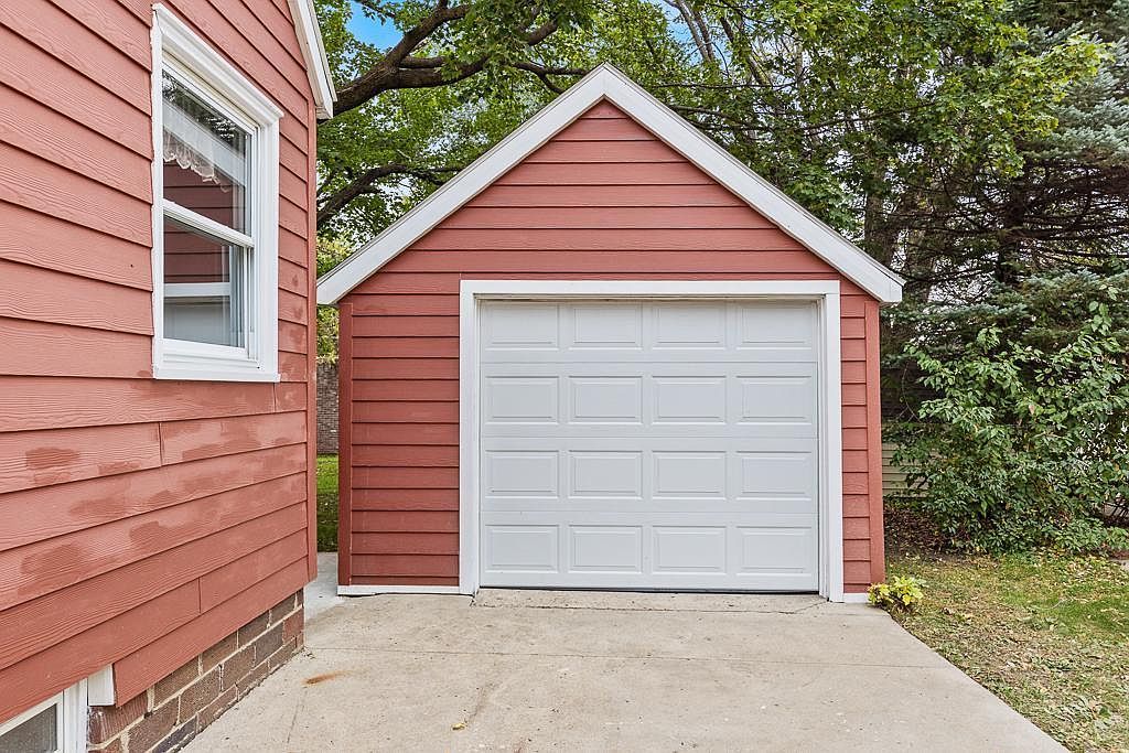 218 N Sherwood St Ivanhoe, MN 56142 - Thumbnail 5