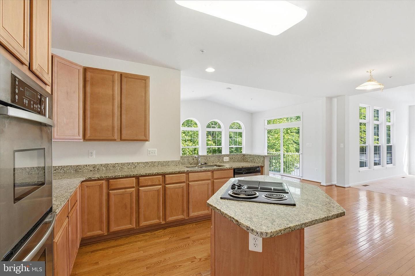 8114 Holly Ln Clinton, MD 20735 - Thumbnail 5