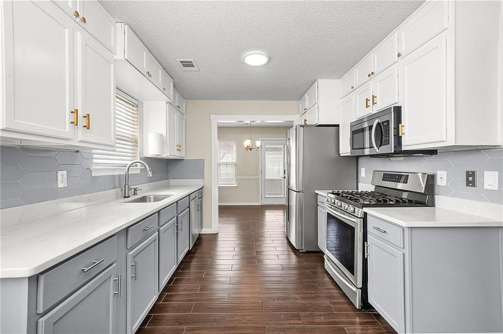 2021 Registry Dr Hampton, GA 30228 - Thumbnail 5