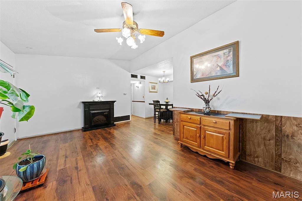 11151 Whispering Oaks Dr Saint Louis, MO 63136 - Thumbnail 5