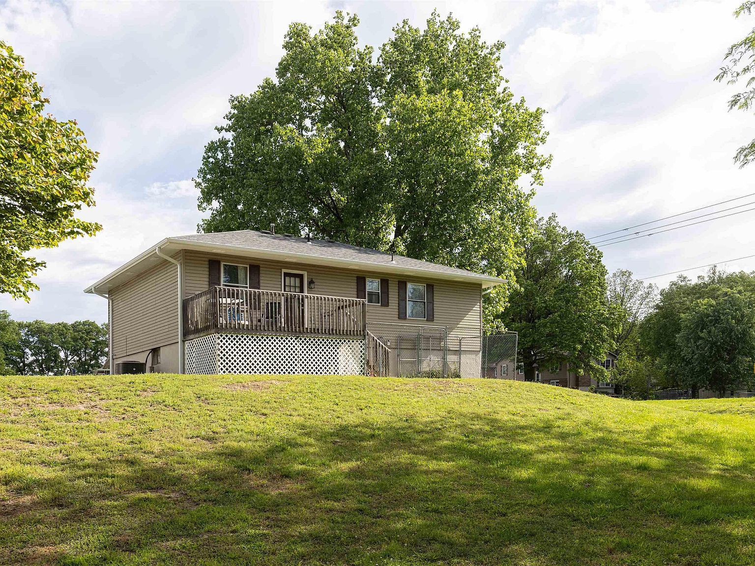 210 E Swisher Dr Clinton, MO 64735 - Thumbnail 5