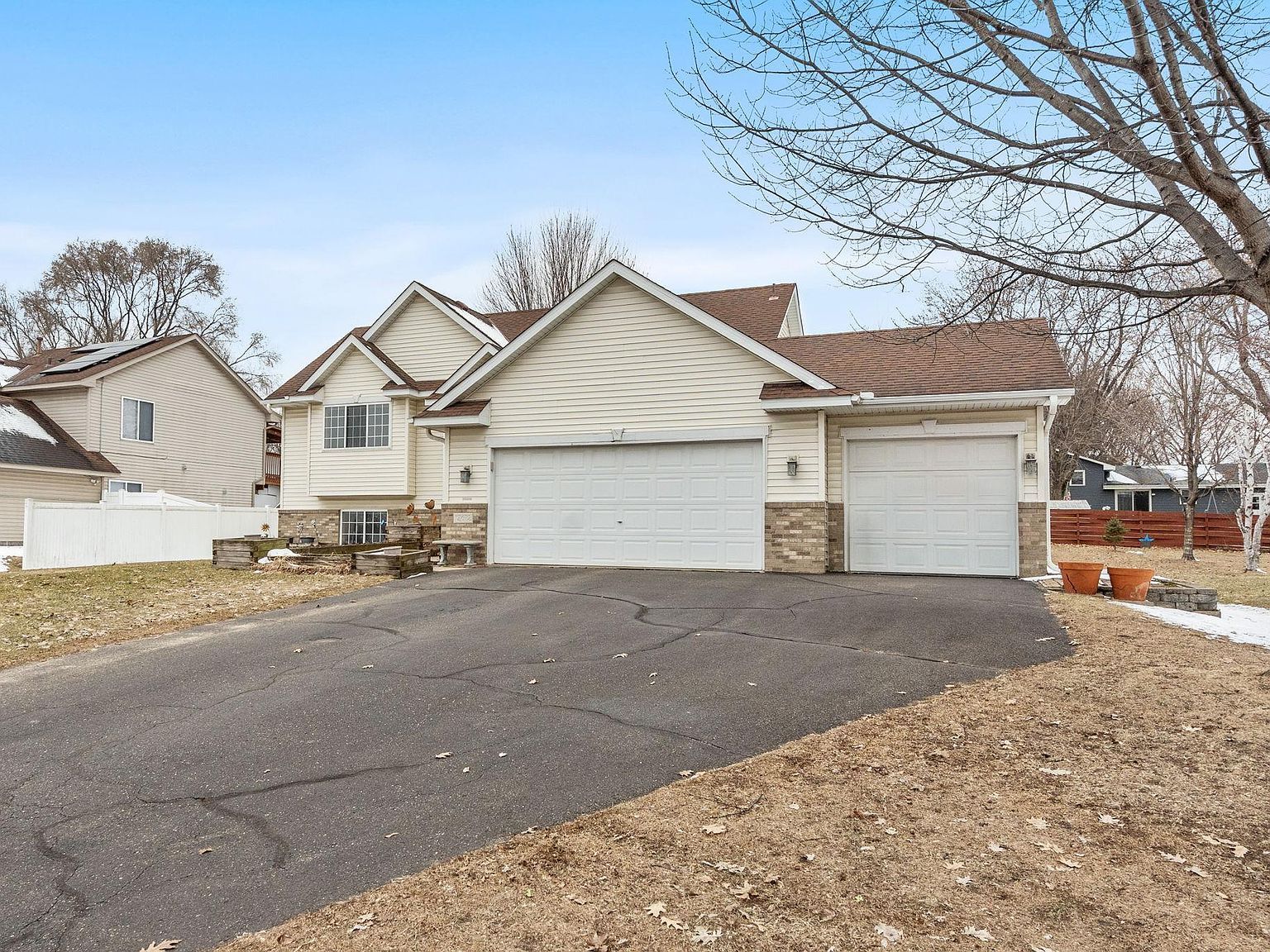 12672 Lincoln St NE Blaine, MN 55434 - Thumbnail 5