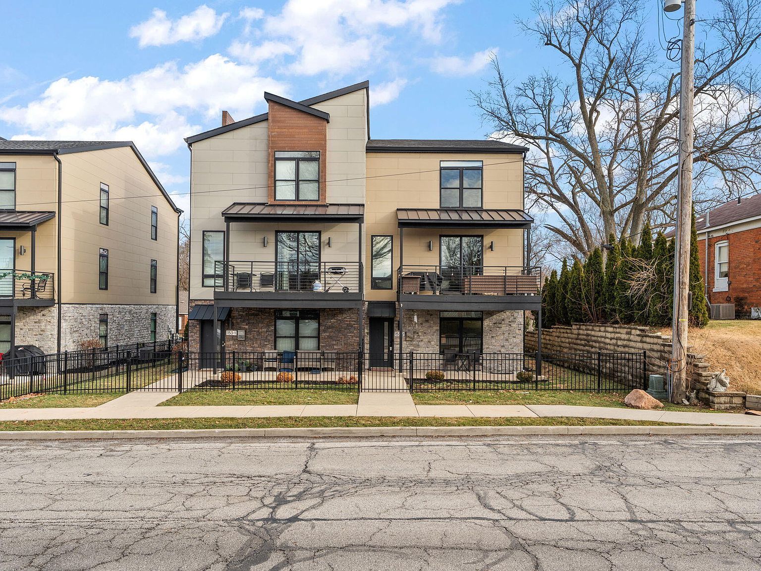 153 Morgan Blvd APT 2 Valparaiso, IN 46383 - Thumbnail 5