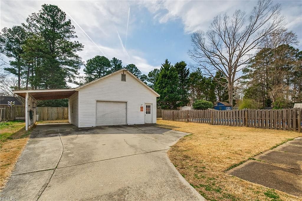 217 Cedar Rd Chesapeake, VA 23322 - Thumbnail 5