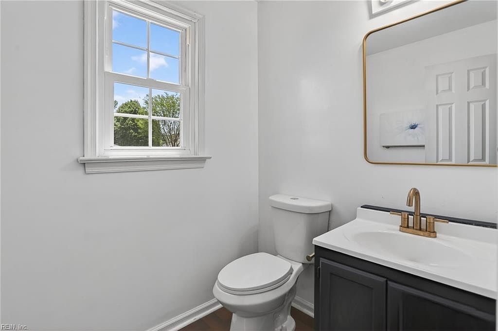 741 Corapeake Dr Chesapeake, VA 23322 - Thumbnail 5