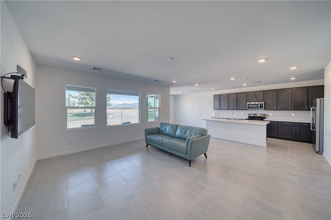 4164 E Cactus Canyon Dr Pahrump, NV 89061 - Thumbnail 5