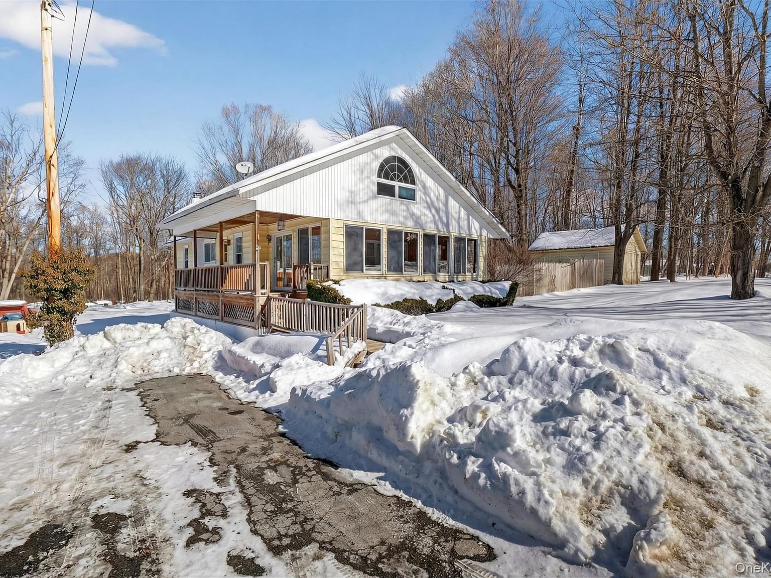 396 Crescent Ave Highland, NY 12528 - Thumbnail 5