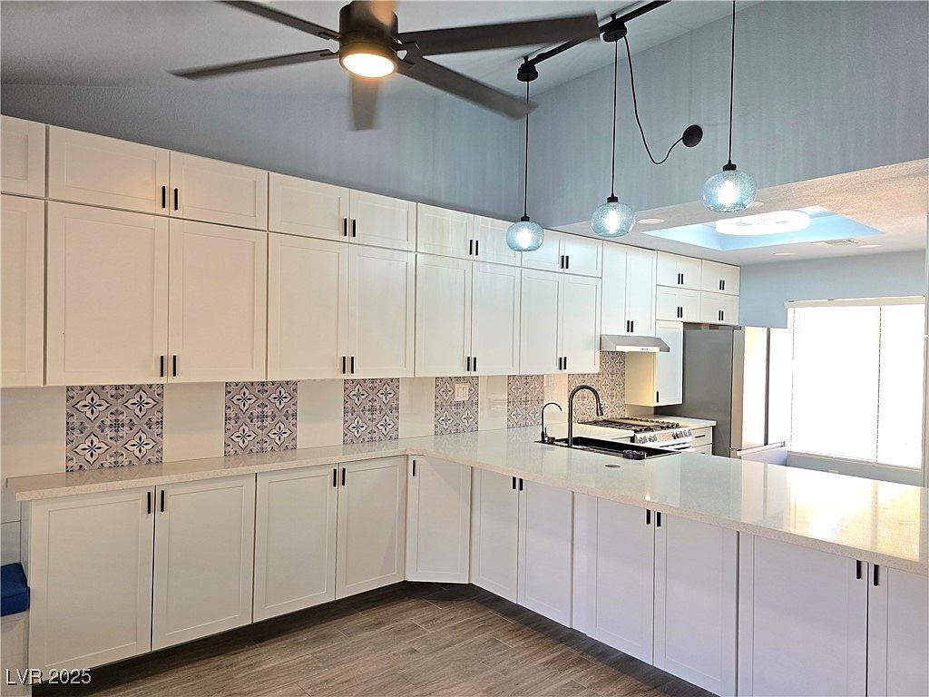 9536 Eagle Valley Dr Las Vegas, NV 89134 - Thumbnail 5