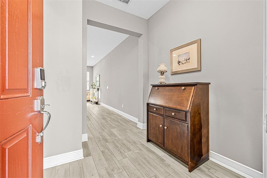 9237 Fox Sparrow Rd Tampa, FL 33626 - Thumbnail 5