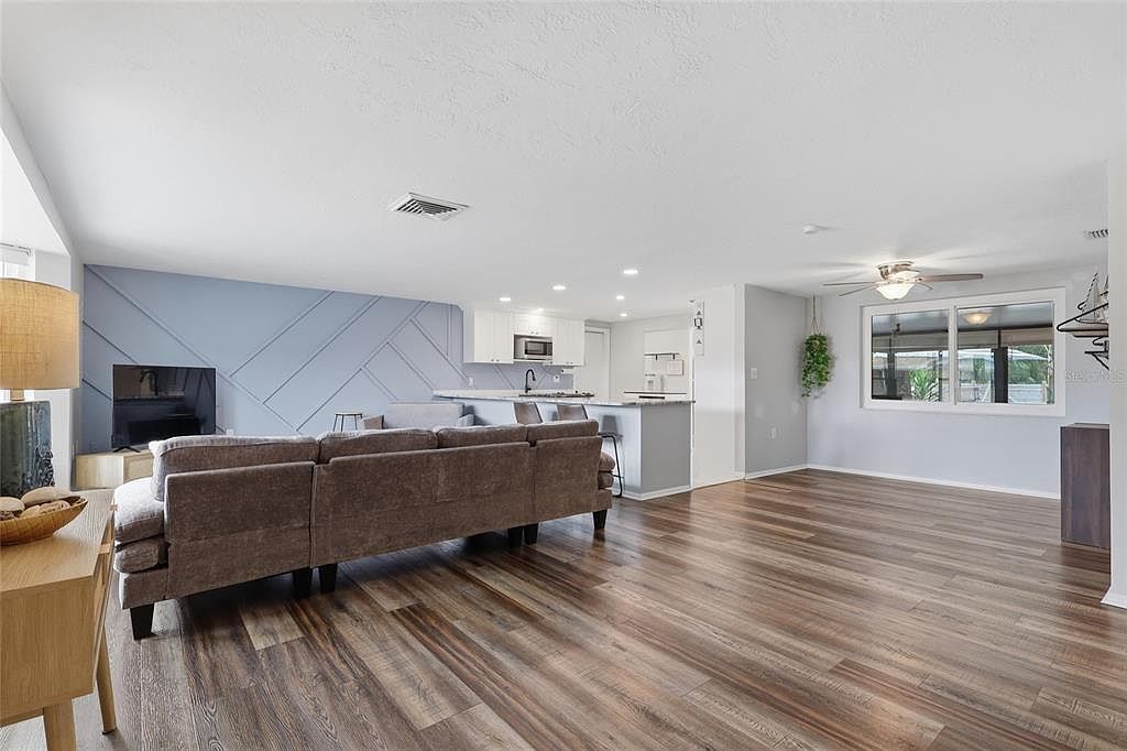 7209 Magnolia Valley Dr New Port Richey, FL 34653 - Thumbnail 5