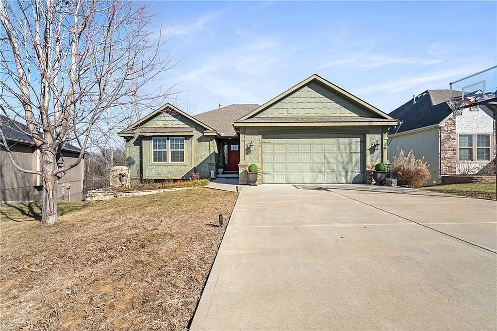 483 S 137th Pl Bonner Springs, KS 66012 - Thumbnail 5