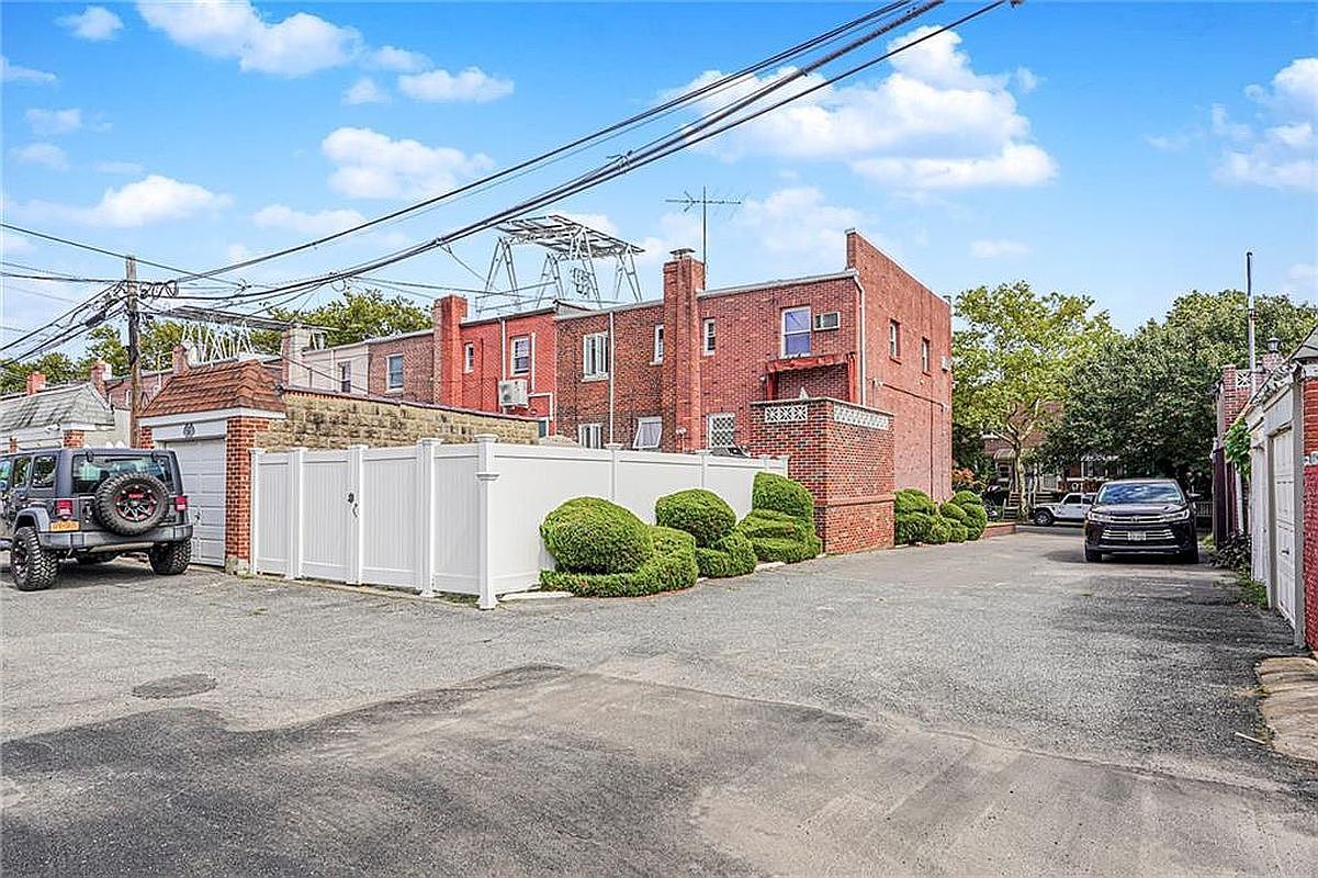 326 Bay 14 St Brooklyn, NY 11214 - Thumbnail 5