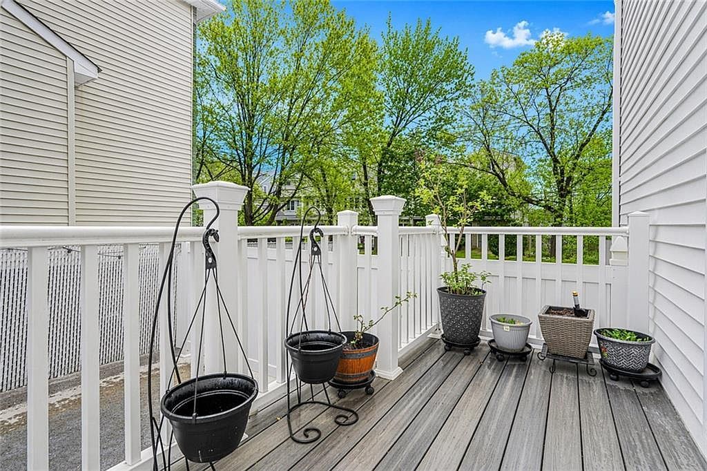 68 Eltingville Blvd Staten Island, NY 10312 - Thumbnail 5