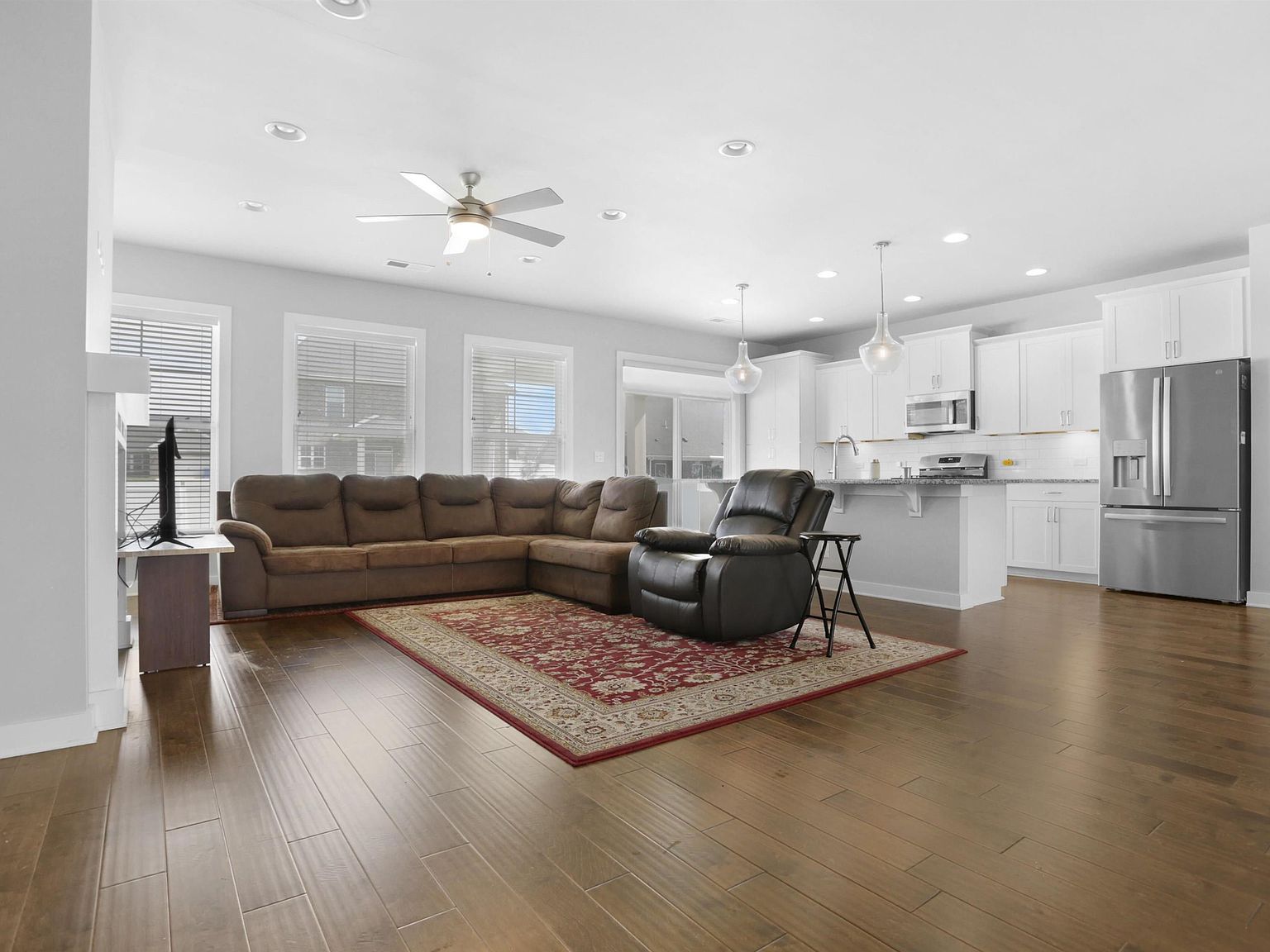 5610 Belmont Dr Newburgh, IN 47630 - Thumbnail 5