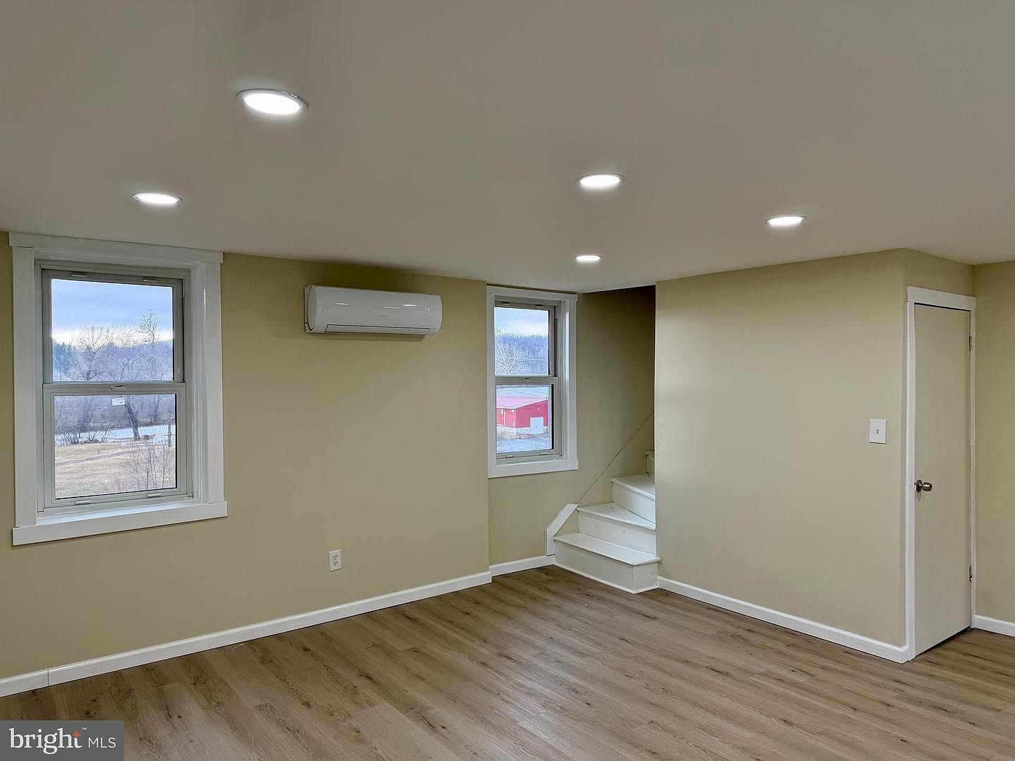 169 King St Petersburg, PA 16669 - Thumbnail 5