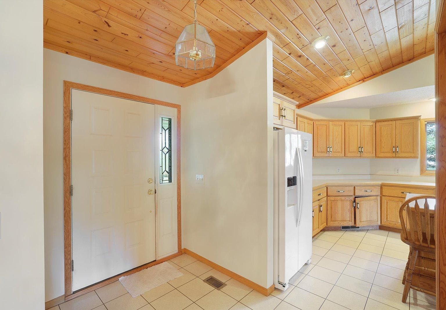 127 Eagle Dr Coleraine, MN 55722 - Thumbnail 5