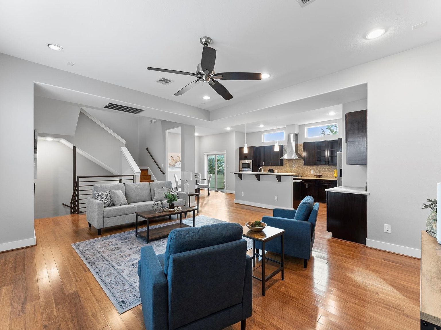 5739 Petty St Houston, TX 77007 - Thumbnail 5