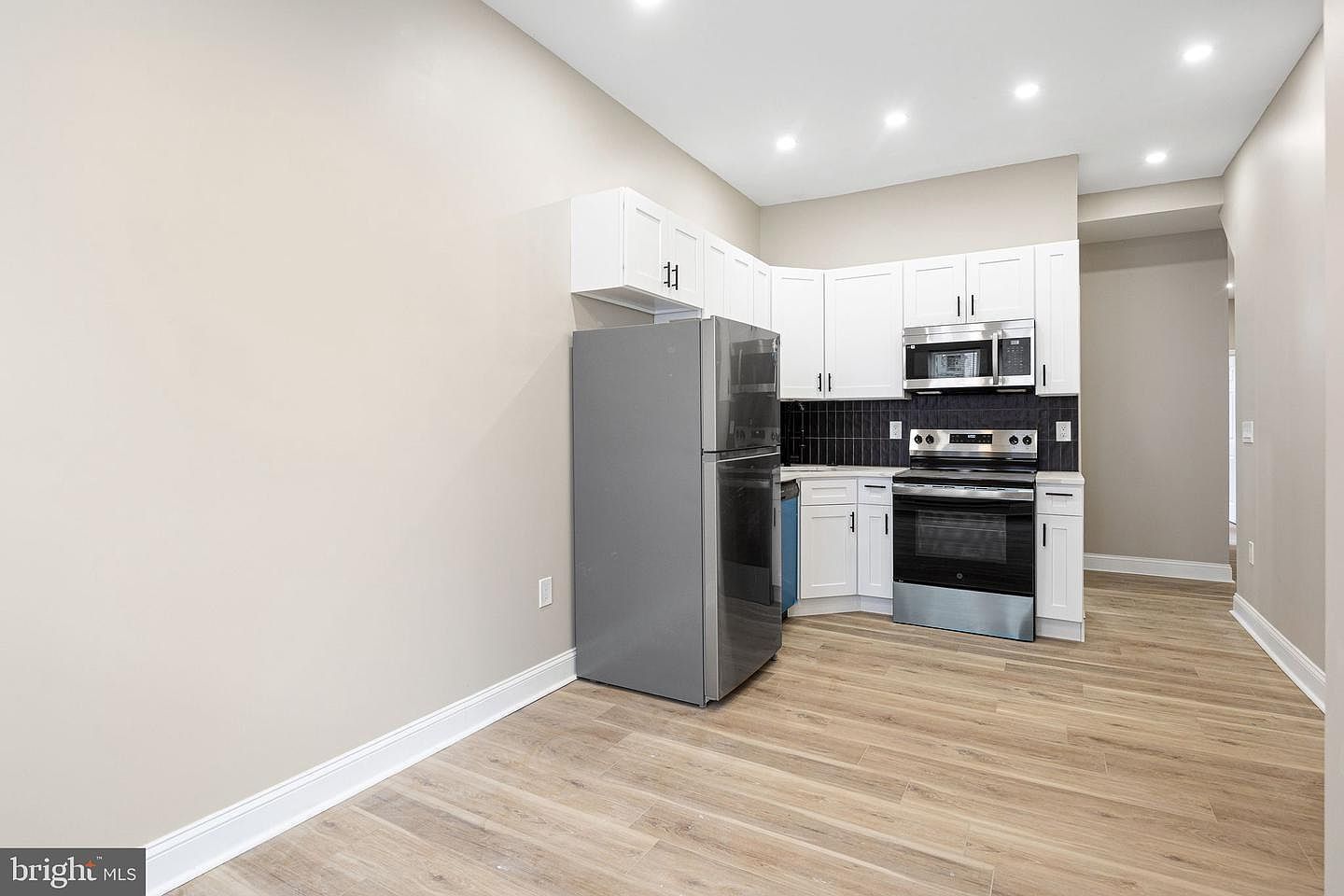 3011 N 10th St Philadelphia, PA 19133 - Thumbnail 5