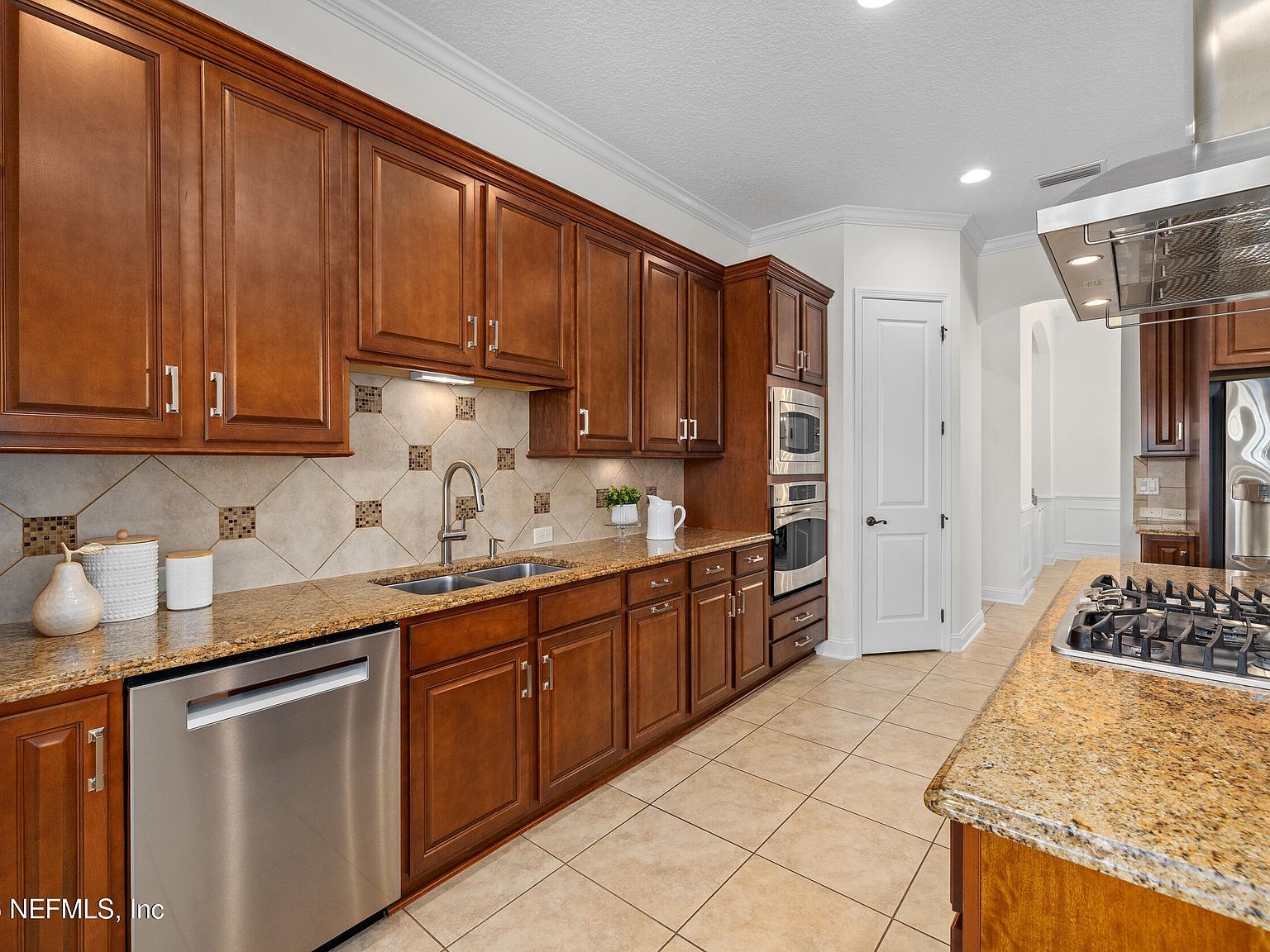 835 E Dorchester Dr Saint Johns, FL 32259 - Thumbnail 5