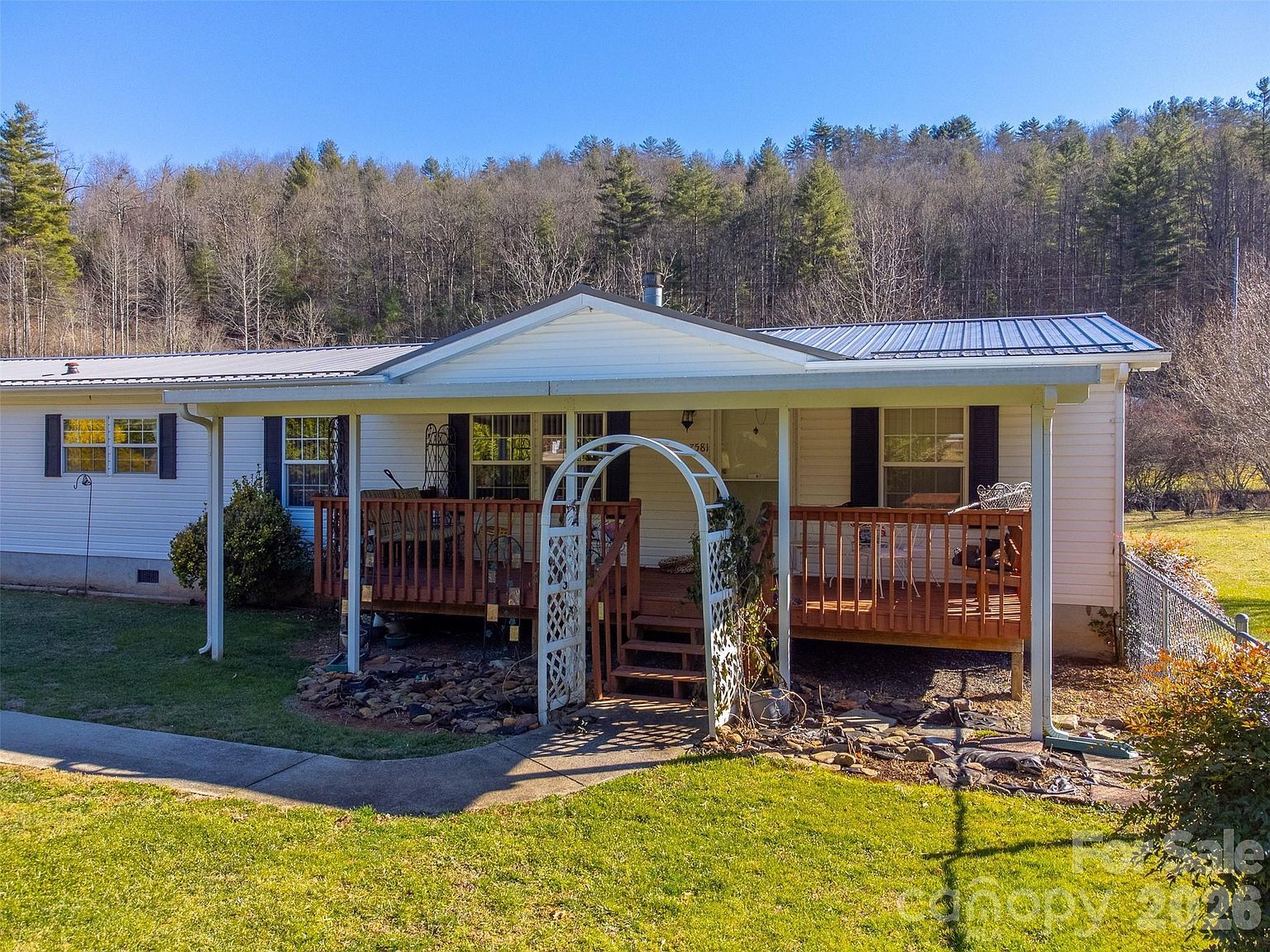 7581 Us Highway 441 S Sylva, NC 28779 - Thumbnail 5