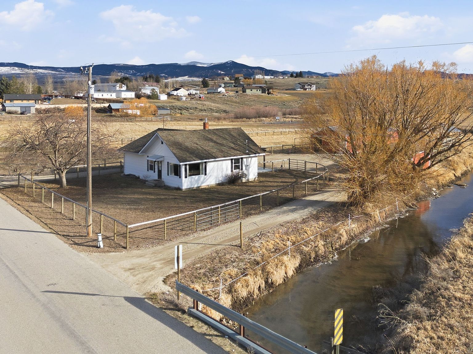 379 N Birch Creek Rd Corvallis, MT 59828 - Thumbnail 5