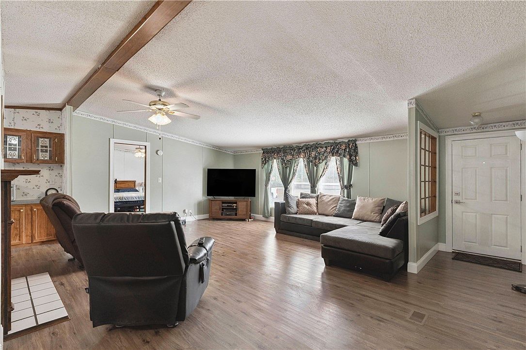 24 Shady Bluff Ln Waynesville, GA 31566 - Thumbnail 5