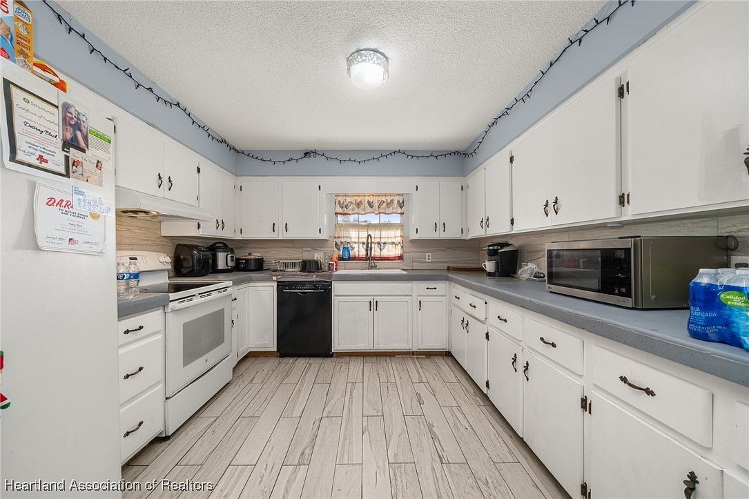 11 S Lantana Ave Avon Park, FL 33825 - Thumbnail 5