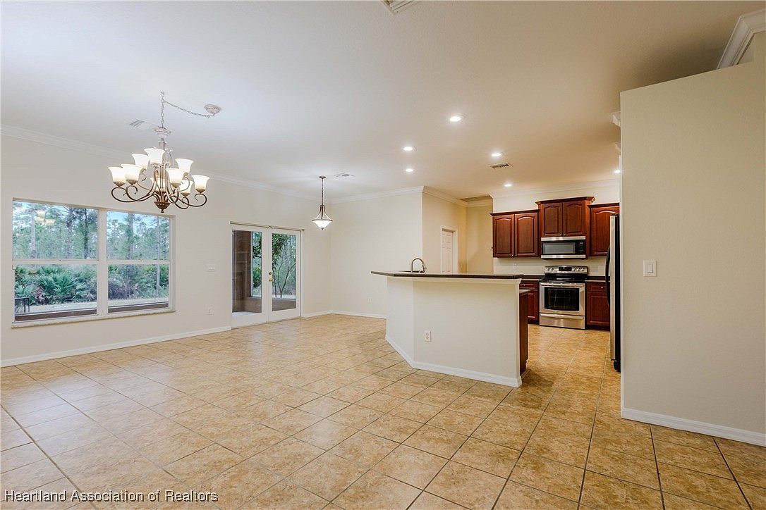 1701 Marigold Ave Sebring, FL 33875 - Thumbnail 5