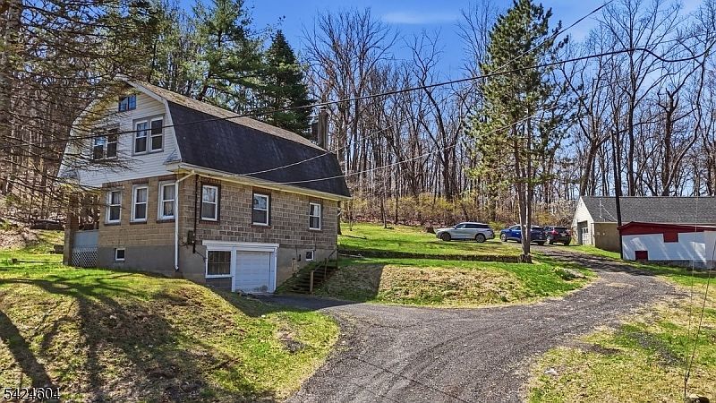 103 Lommason Glen Rd Belvidere, NJ 07823 - Thumbnail 5