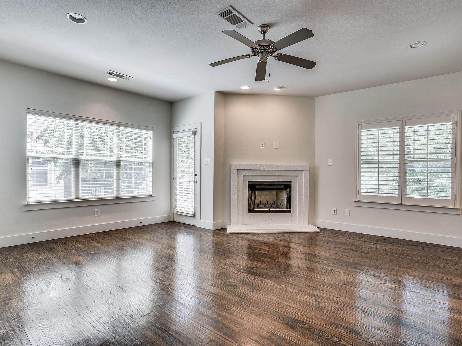 6136-6140 Oram St Dallas, TX 75214 - Thumbnail 5