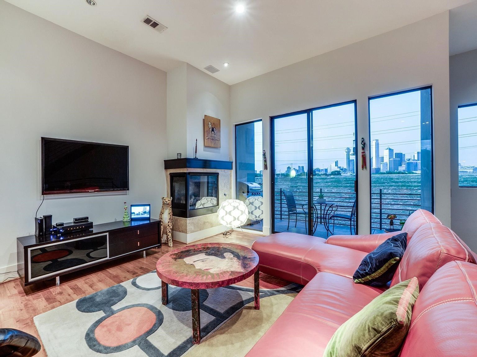 433 Trinity River Cir Dallas, TX 75203 - Thumbnail 5