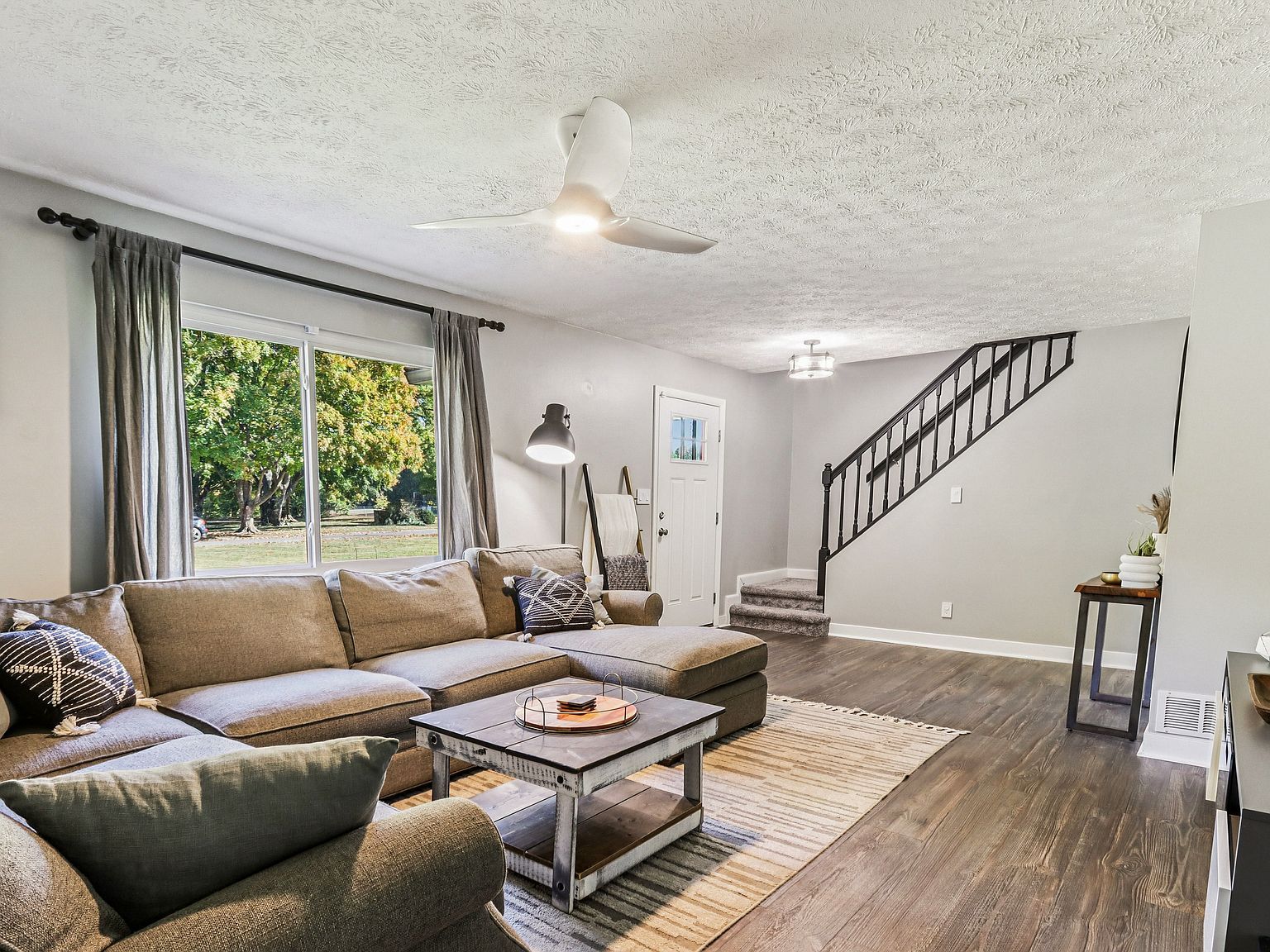 6102 Hazelwood Ave Indianapolis, IN 46228 - Thumbnail 5