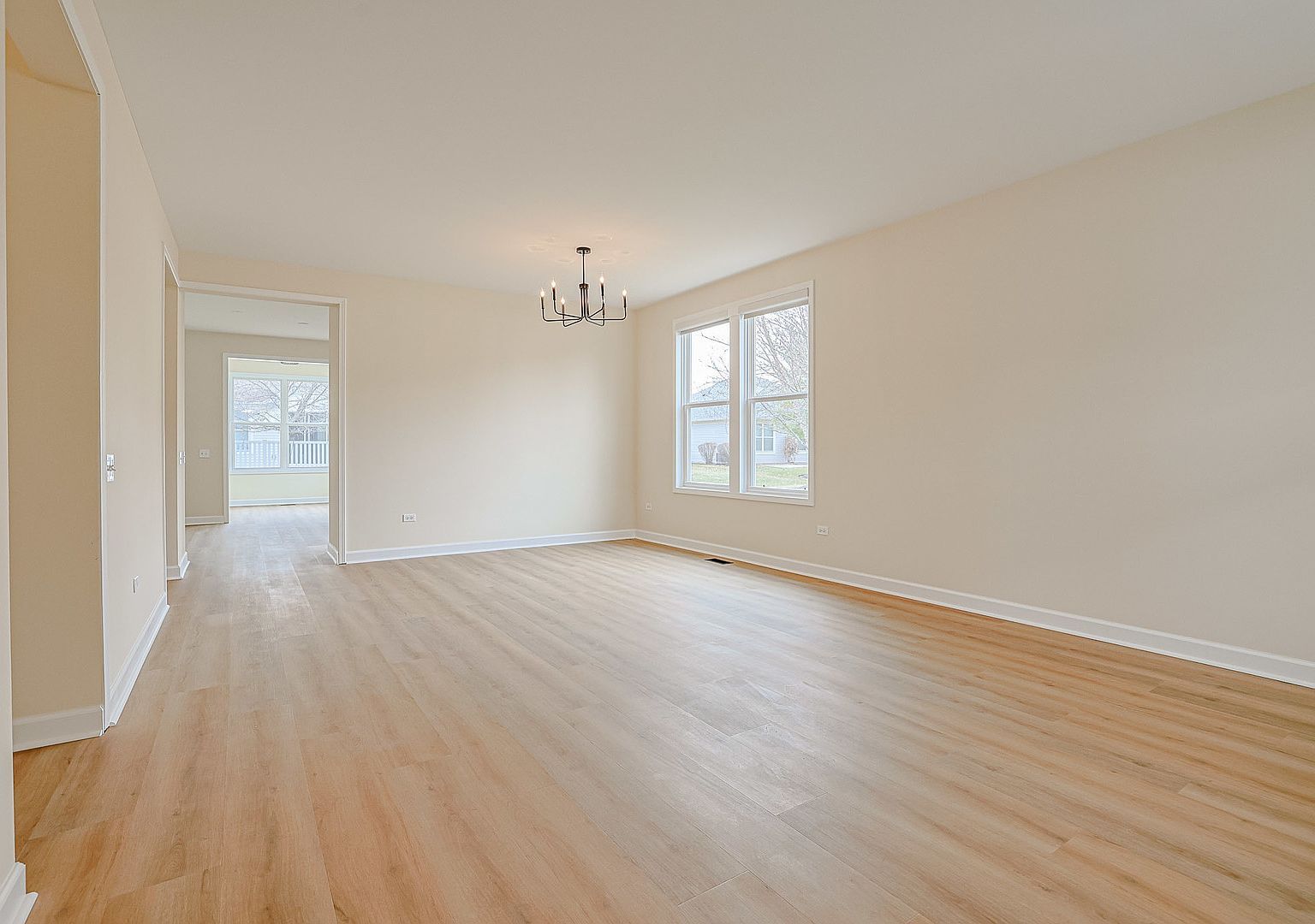 11687 Stonewater Xing Huntley, IL 60142 - Thumbnail 5