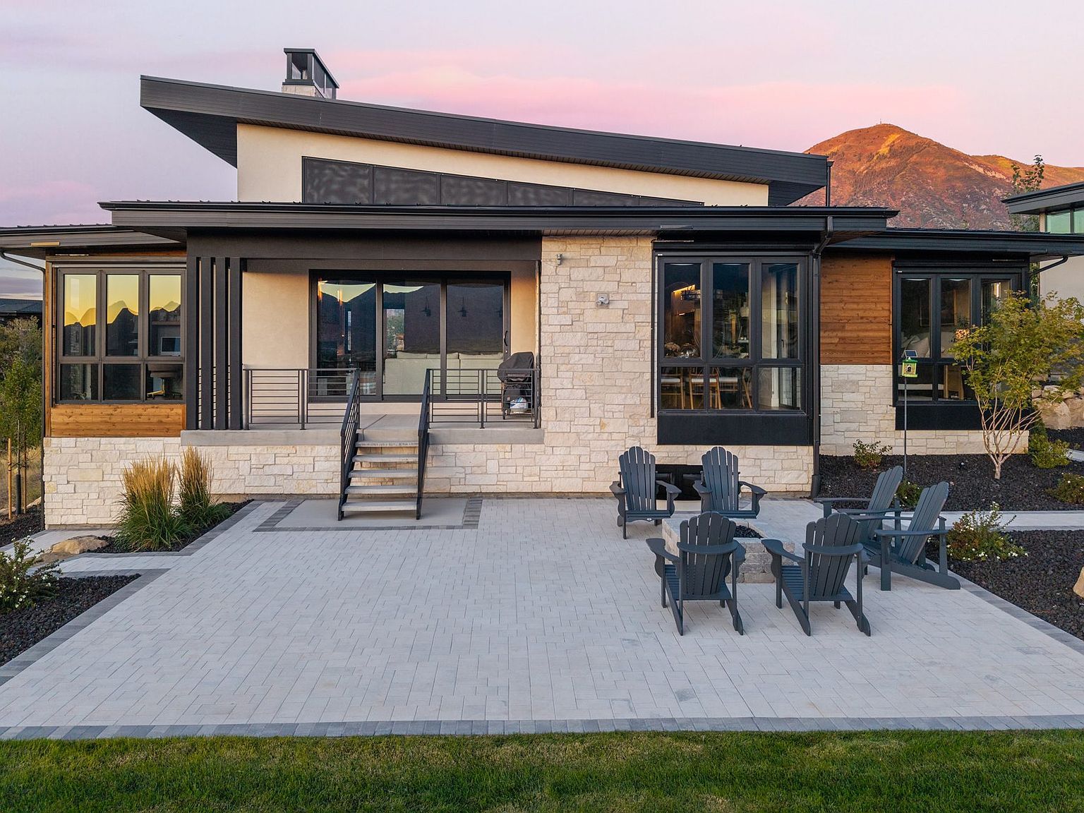 706 S Nebo Cir Woodland Hills, UT 84653 - Thumbnail 5