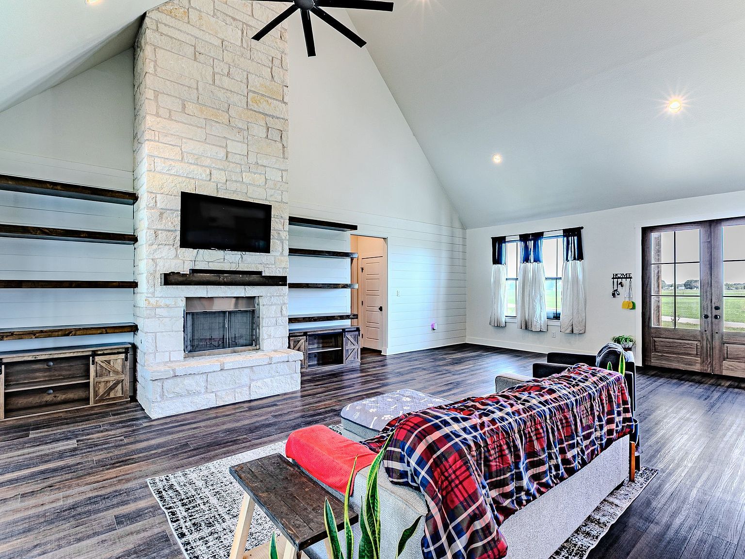 289 E Bell Rd Waco, TX 76705 - Thumbnail 5