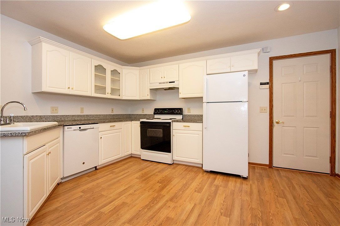 2447 Wetherington Ln UNIT 131 Wooster, OH 44691 - Thumbnail 5